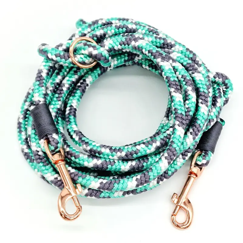 Hundeleine Mint Camo 3-fach stufenlos verstellbar 8er Knoten Hundeleine Mint Camo 3-fach stufenlos verstellbar 8er Knoten